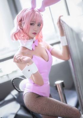 欧美艳星丰乳肥臀百度_HD在线观看高清